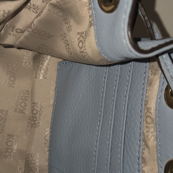 Michael Kors Light Blue Leather Bucket Bag - Picture 7 of 11